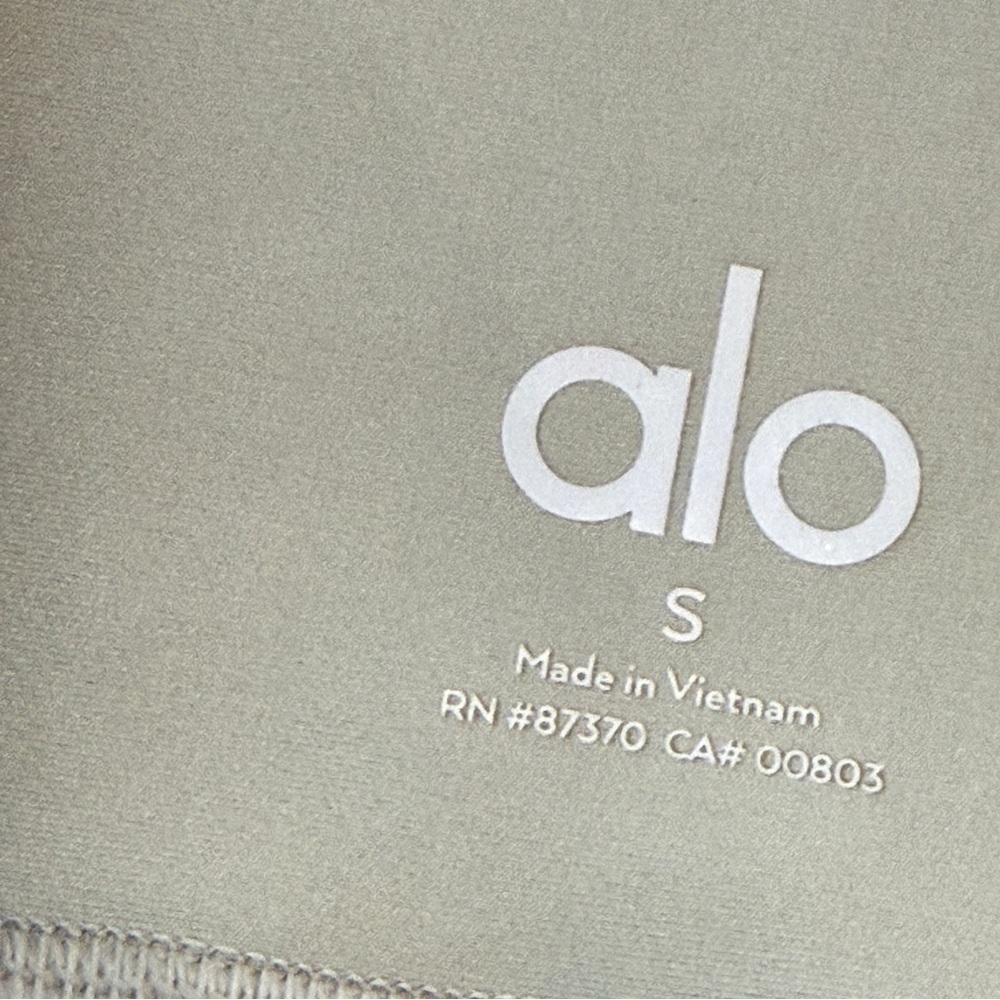 Alo Yoga Airlift High-Waist 7/8 Legging - Cosmic Light Green size small - Picture 4 of 9